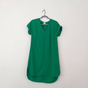 NWOT Green shift dress